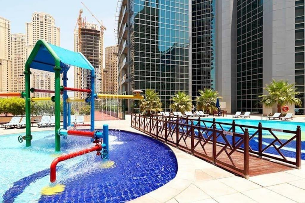 Marina View With Pool, Gym, Tennis Court, 5 Mins To Beach Ντουμπάι Εξωτερικό φωτογραφία